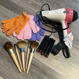Bella Blow dryer Makeup Brush lot Exfoliating Gloves and cream eyeshadow lot